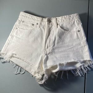 LUCKY BRAND WHITE DENIM SHORTS